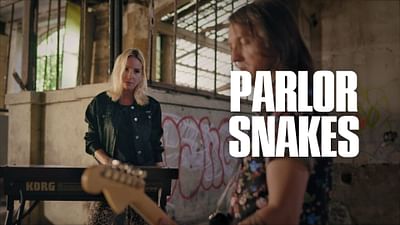 Die Parlor Snakes in „Walking the Line“ Die Parlor Snakes in „Walking the Line“