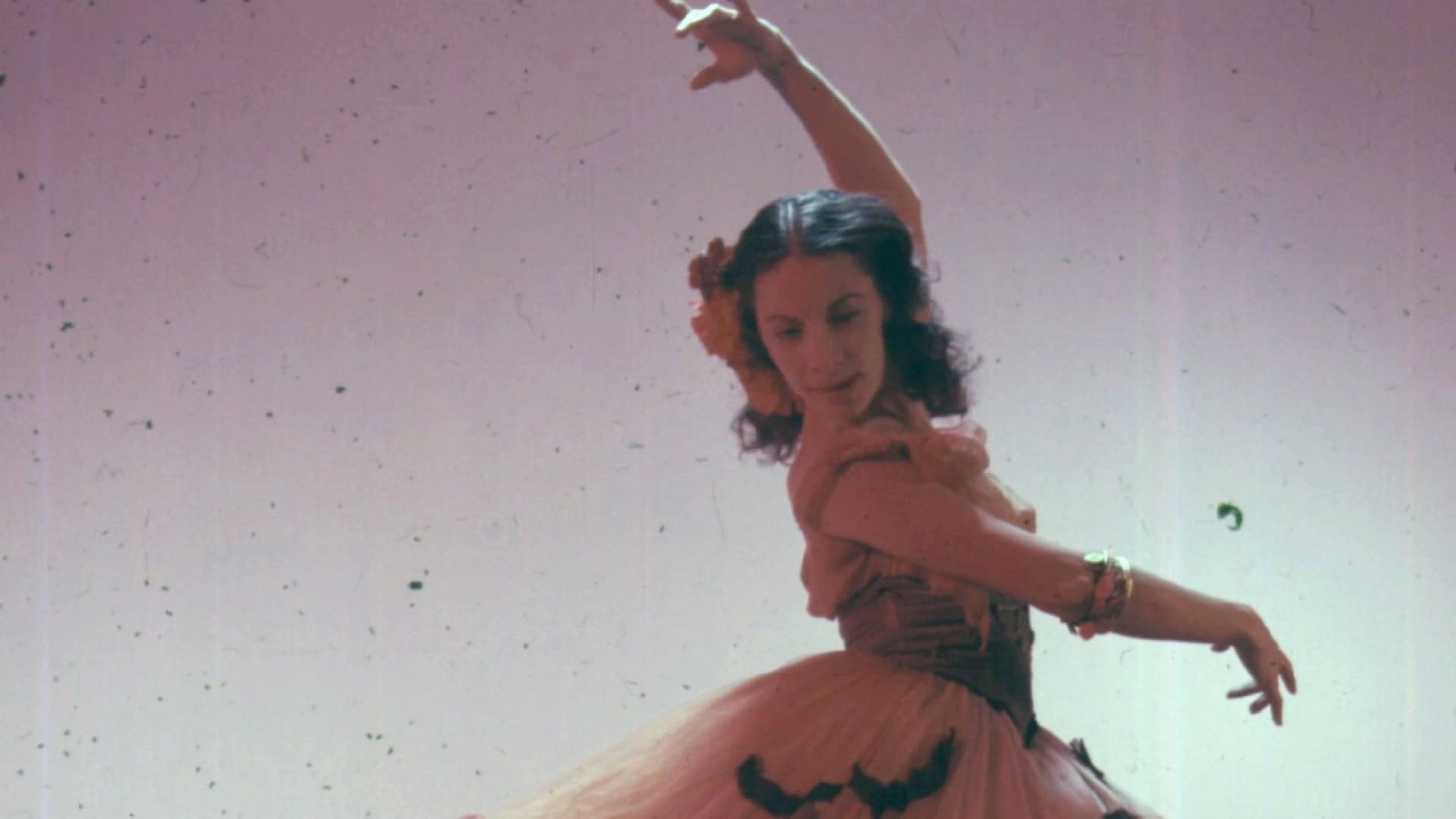 https://www.arte.tv/de/videos/106671-001-A/alicia-alonso-die-kubanische-startaenzerin/ | Bildquelle: https://www.arte.tv/de/videos/106671-001-A/alicia-alonso-die-kubanische-startaenzerin/ © arte | Bilder sind in der Regel urheberrechtlich geschützt