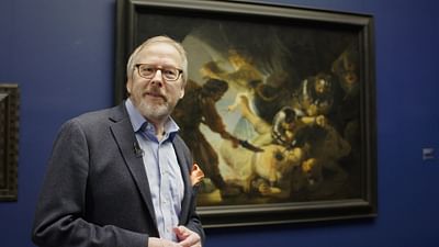 Seul·e au musée Seul·e au musée