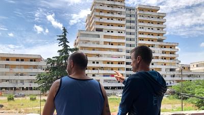 Napoli: la demolizione delle Vele di Scampia Napoli: la demolizione delle Vele di Scampia