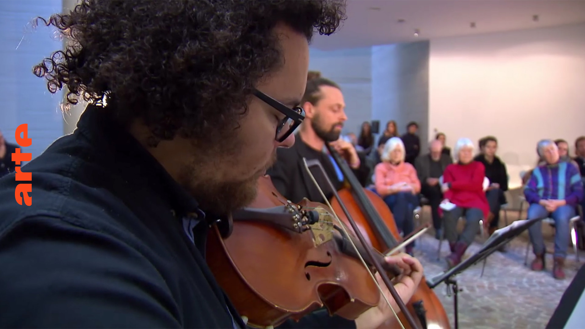 Orchester im Treppenhaus: Die Kraft der Musik
