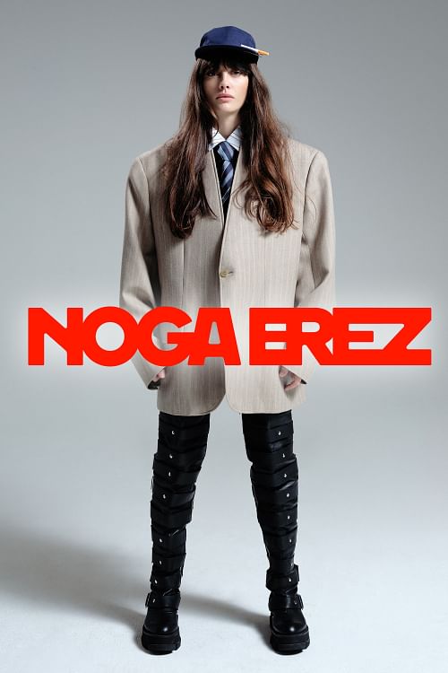 Noga Erez.
