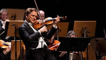 Renaud Capuçon conducts Maurice Ravel - Orchestre de Chambre de ...