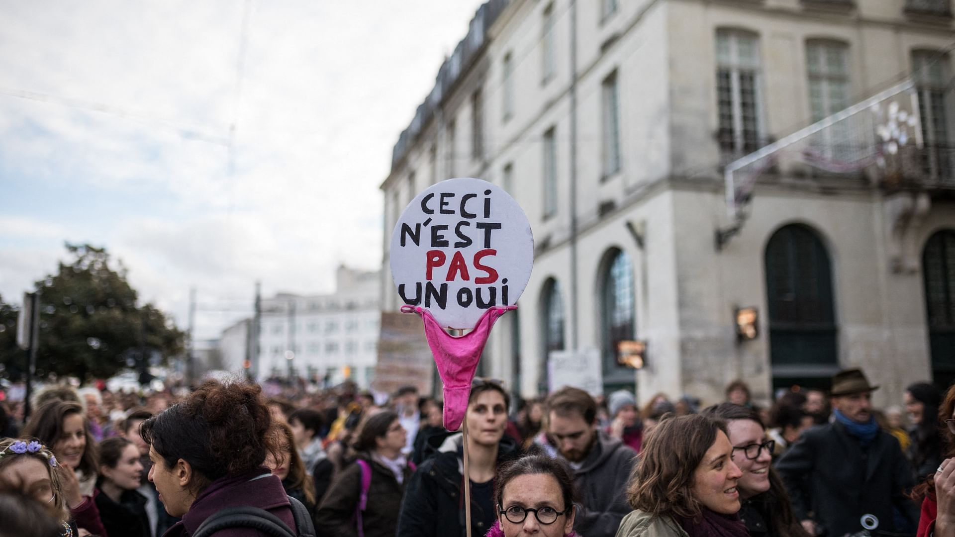 Sólo El Sí Es Esí - El Proyecto De Ley Europea Contra La Violación ...