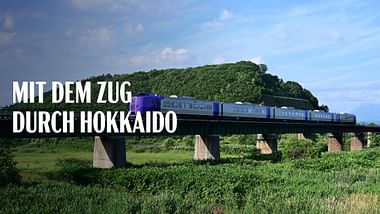 Mit dem Zug durch Hokkaido.