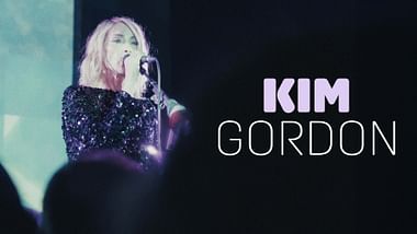 Kim Gordon in concerto.
