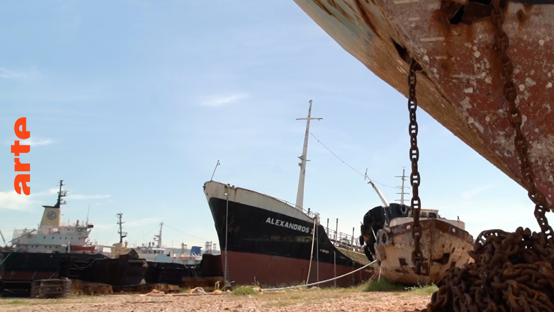 Griechenland: Friedhof der Schiffe