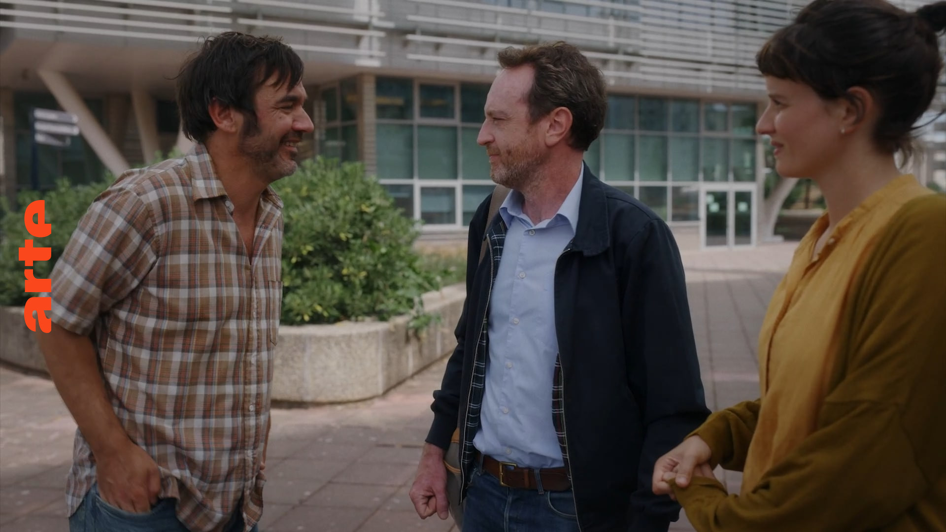 Arte 30 Degres En Fevrier Saison 2 18h30 - Saison 2 (2/22) - Jour 2 - Regarder la série | ARTE