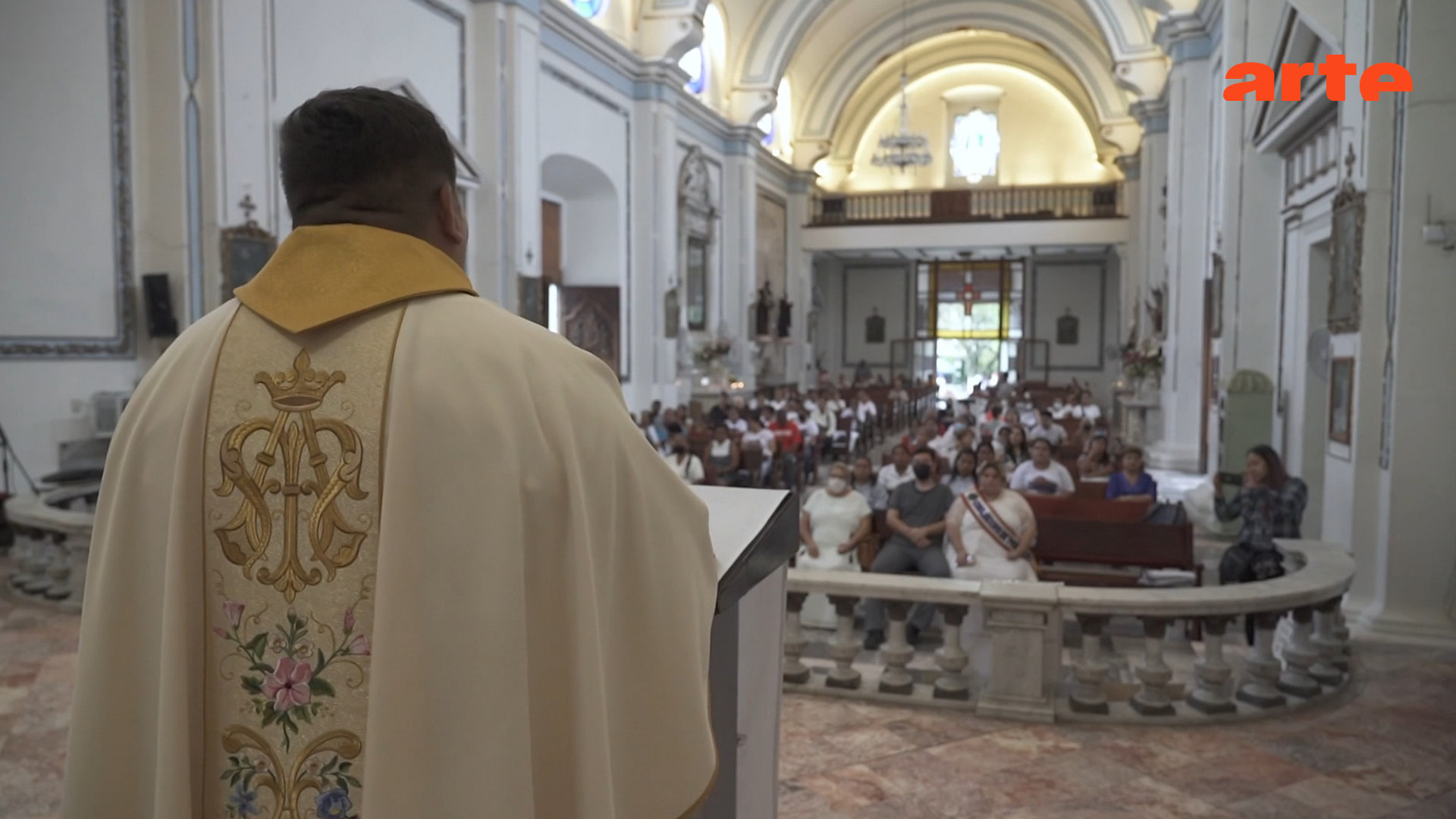 Mexiko Kirche engagiert sich für Opfer Die ganze Doku ARTE