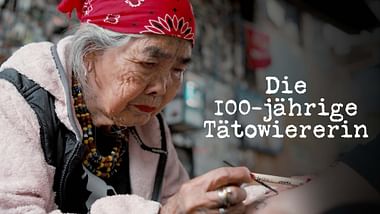 Die Matriarchin im Dorf der Tattoo-Frauen.