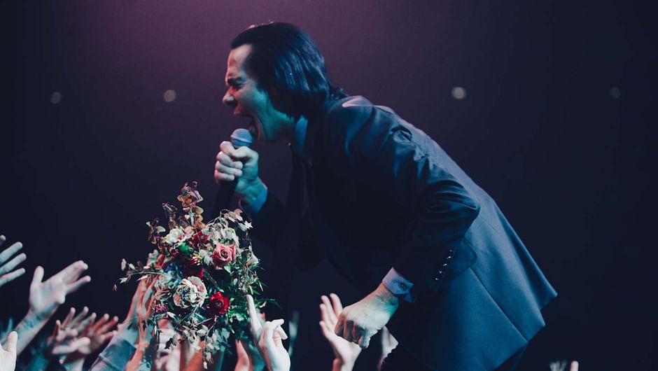 Nick Cave & The Bad Seeds - The Wild God Tour, Paris - Watch the