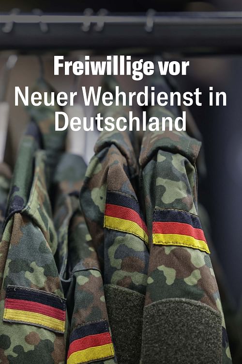 Freiwillige vor: neuer Wehrdienst in Deutschland.