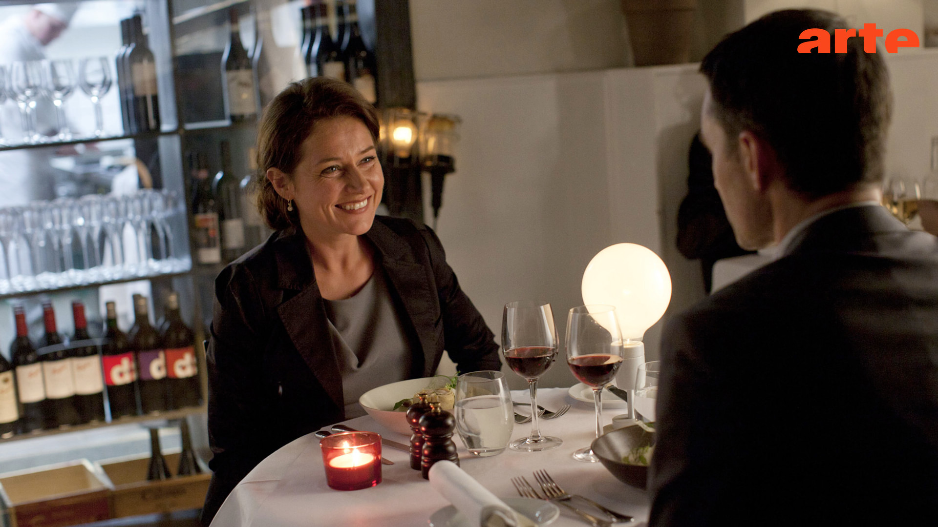 Gefährliche Seilschaften Staffel 3 (4/10) Schweinerei Serie streamen ARTE